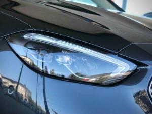 Mercedes-Benz C-Class C220d Avantgarde - Image 6