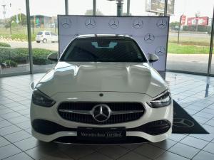 Mercedes-Benz C-Class C220d Avantgarde - Image 2