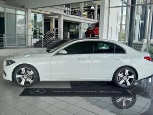 Mercedes-Benz C-Class C220d Avantgarde - Image 4
