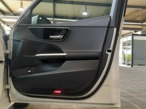 Mercedes-Benz C-Class C220d Avantgarde - Image 9