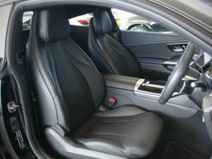 Mercedes-Benz CLE CLE300 4Matic coupe AMG Line - Image 17