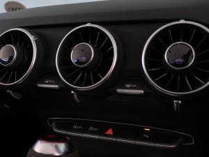 Audi TT TT RS roadster quattro - Image 24
