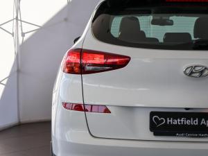 Hyundai Tucson 2.0 Premium auto - Image 12