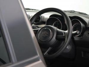 Suzuki Swift 1.2 GL manual - Image 16