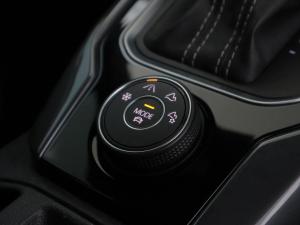 Volkswagen T-Roc 2.0TSI 140kW 4Motion R-Line - Image 20