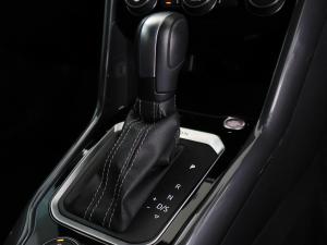 Volkswagen T-Roc 2.0TSI 140kW 4Motion R-Line - Image 22