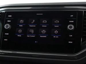 Volkswagen T-Roc 2.0TSI 140kW 4Motion R-Line - Image 29