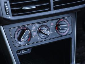 Volkswagen Polo hatch 1.0TSI Comfortline - Image 12