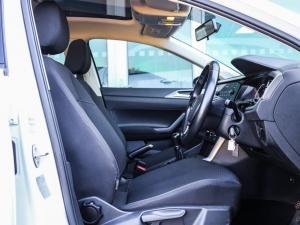 Volkswagen Polo hatch 1.0TSI Comfortline - Image 14