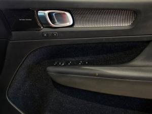 Volvo XC40 T5 AWD R-Design - Image 14
