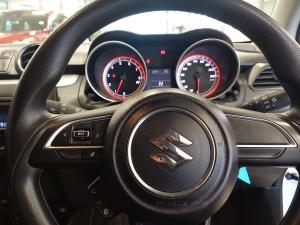 Suzuki Swift 1.2 GL auto - Image 6