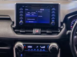 Toyota RAV4 2.0 GX - Image 10