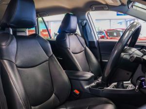 Toyota RAV4 2.0 GX - Image 11