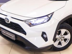 Toyota RAV4 2.0 GX - Image 4