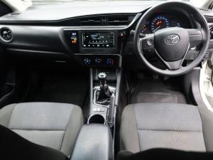 Toyota Corolla Quest 1.8 Plus manual - Image 5