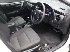 Toyota Corolla Quest 1.8 Plus manual - Image 6