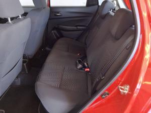 Suzuki Swift 1.2 GLX manual - Image 10