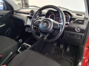 Suzuki Swift 1.2 GLX manual - Image 11