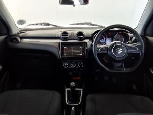 Suzuki Swift 1.2 GLX manual - Image 12