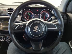 Suzuki Swift 1.2 GLX manual - Image 13