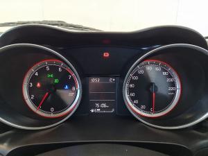 Suzuki Swift 1.2 GLX manual - Image 16