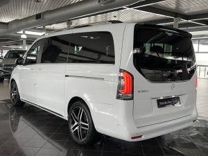 Mercedes-Benz V-Class V300d Exclusive - Image 11