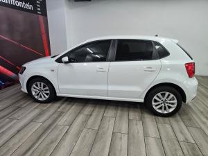 Volkswagen Polo Vivo hatch 1.4 Comfortline - Image 12