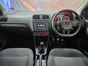 Volkswagen Polo Vivo hatch 1.4 Comfortline - Image 9