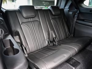 Isuzu mu-X 3.0TD LS - Image 12