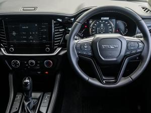 Isuzu mu-X 3.0TD LS - Image 15