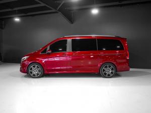 Mercedes-Benz V-Class V300d Avantgarde AMG Line - Image 7