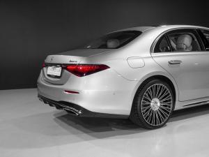 Mercedes-Benz S-Class S500 L 4Matic - Image 12