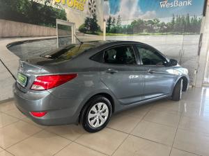 Hyundai Accent sedan 1.6 Motion - Image 3