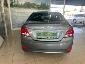 Hyundai Accent sedan 1.6 Motion - Image 4