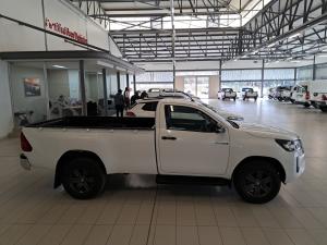 Toyota Hilux 2.4GD-6 single cab 4x4 Raider auto - Image 3