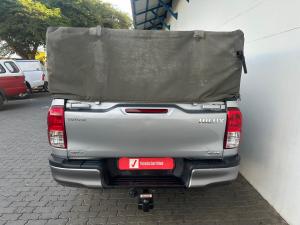 Toyota Hilux 2.4GD-6 4x4 SRX - Image 5
