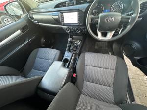 Toyota Hilux 2.4GD-6 4x4 SRX - Image 6