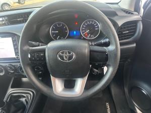 Toyota Hilux 2.4GD-6 4x4 SRX - Image 8
