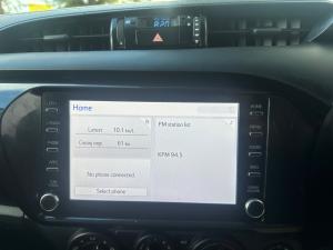 Toyota Hilux 2.4GD-6 4x4 SRX - Image 14
