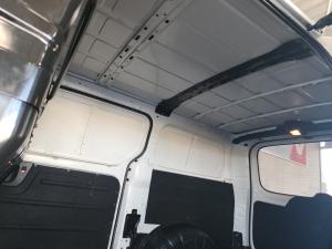 Hyundai H-1 2.5VGTi panel van - Image 19