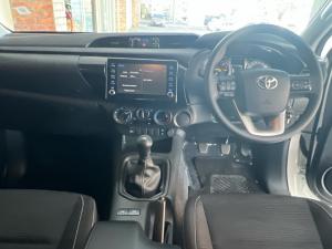 Toyota Hilux 2.4GD-6 Xtra cab Raider manual - Image 6