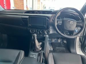 Toyota Hilux 2.8GD-6 Xtra cab 4x4 Legend manual - Image 6
