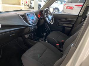 Toyota Vitz 1.0 XR manual - Image 7