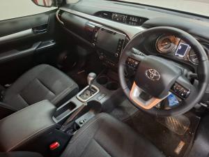 Toyota Hilux 2.8GD-6 double cab Raider auto - Image 8