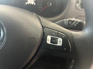Volkswagen Polo Vivo hatch 1.6 Comfortline auto - Image 24