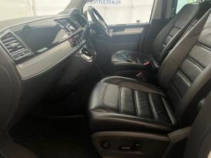 Volkswagen Caravelle 2.0BiTDI Highline - Image 9