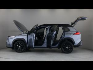 Toyota Corolla Cross 1.8 Hybrid XR - Image 11