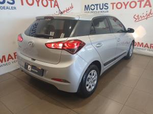 Hyundai i20 1.4 Motion auto - Image 2