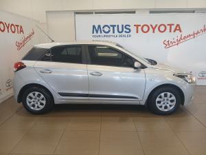 Hyundai i20 1.4 Motion auto - Image 3