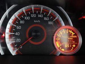 Toyota Vitz 1.0 XR manual - Image 11